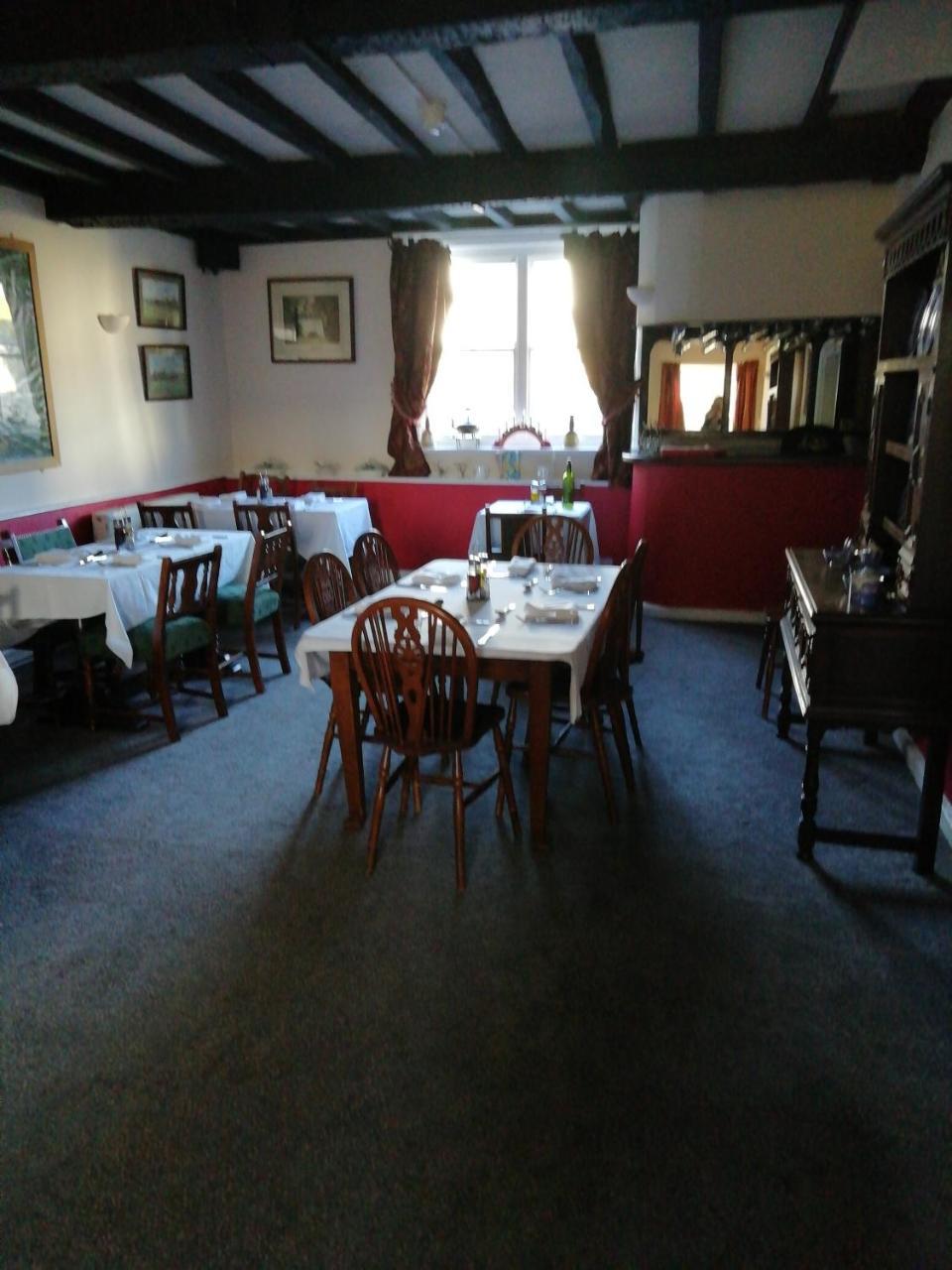 The Royal Oak Hotel Kington  Exterior foto